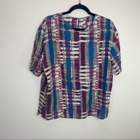 Vintage Sophisticates 100% silk top by Martin - Picture 8 of 8